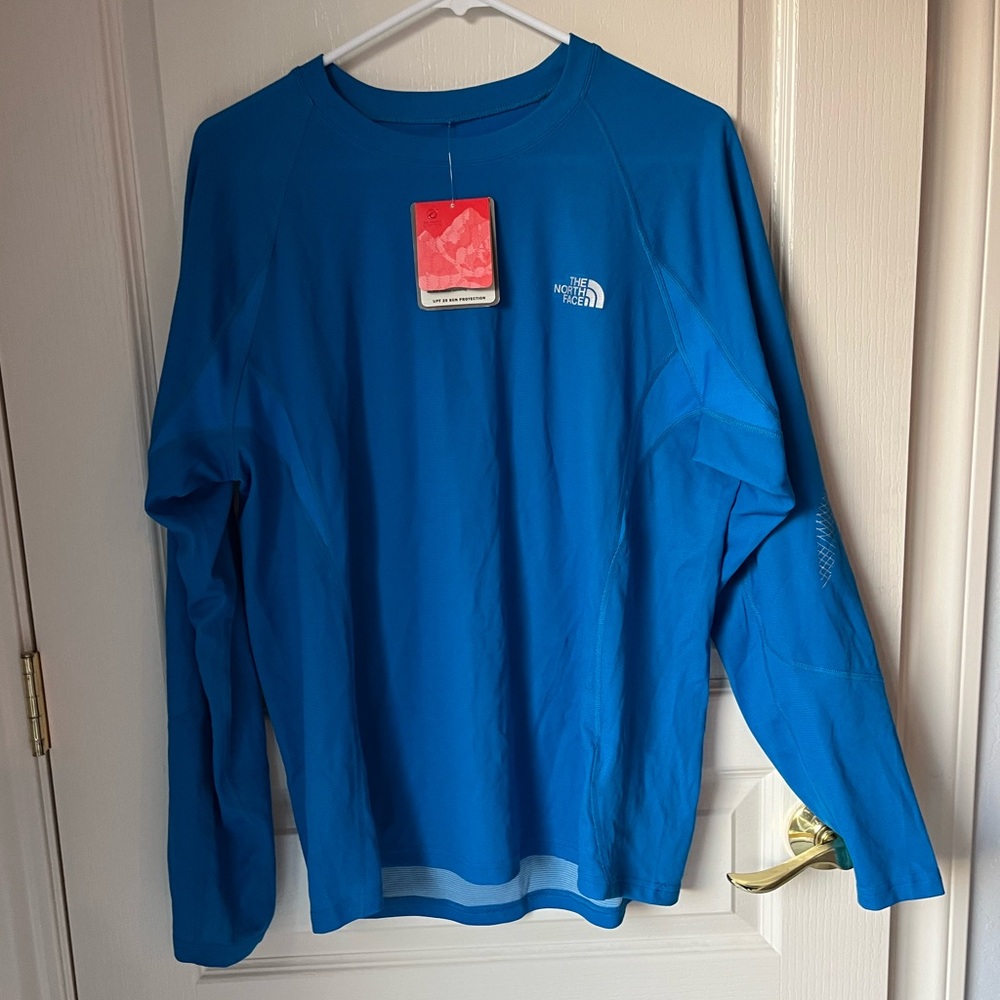 NWT North Face Blue ShirtFlashDry moisture-wicking technology UPF sun protection